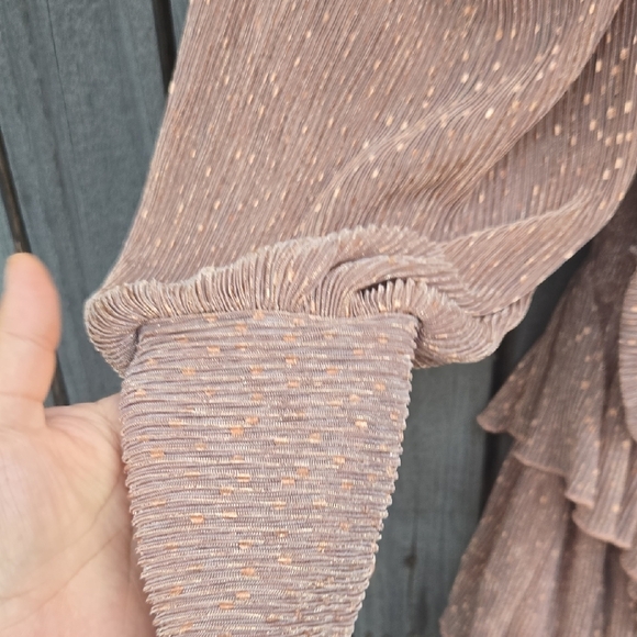 Caylo Ruffled Dress - Picture 4 of 10